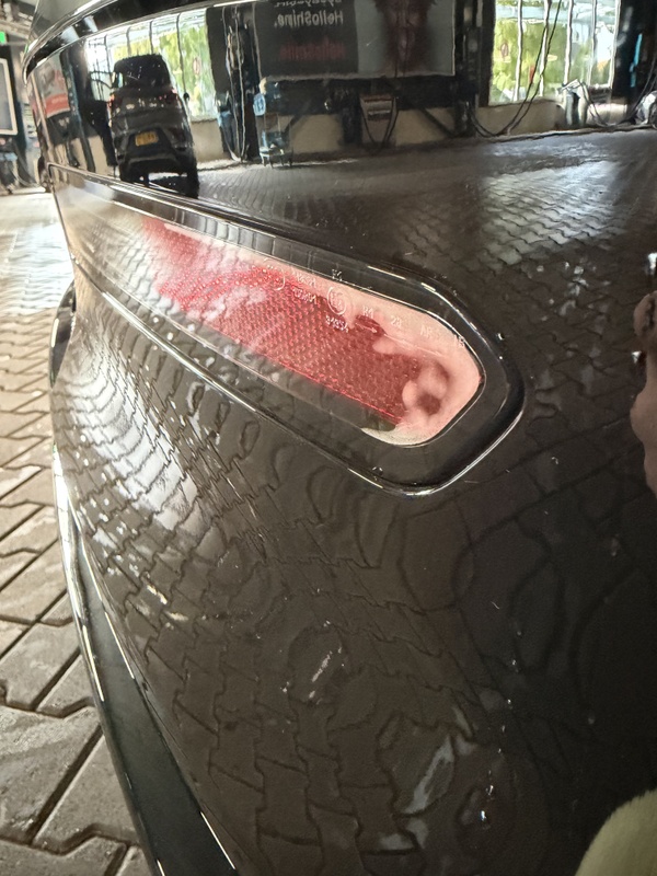 Afbeeldingslocatie: https://tweakers.net/i/-YLBjSDXSyoeI3ceujlaGC5AP8o=/x800/filters:strip_icc():strip_exif()/f/image/F5nYzYaMU2sxFak32ovgmZnd.jpg?f=fotoalbum_large