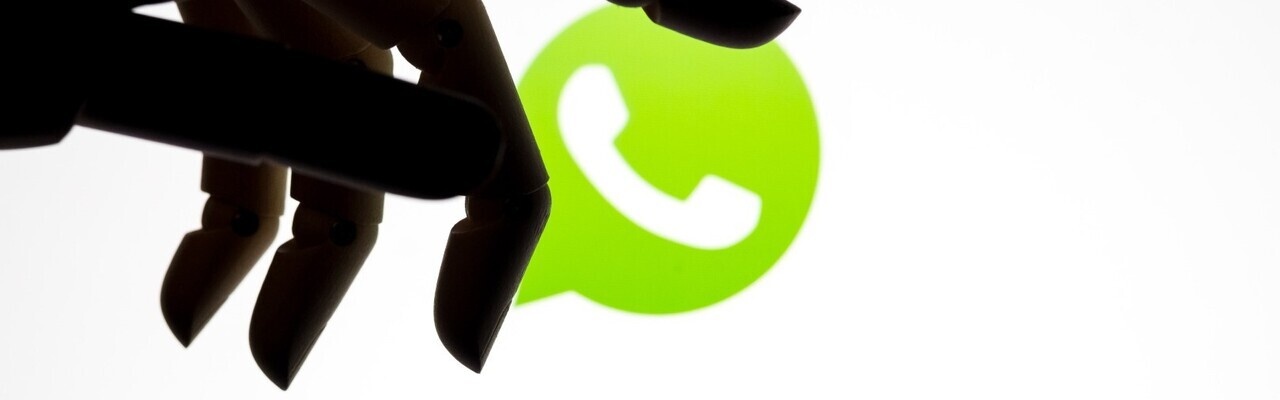 Image for the article: AIVD: Russische hackers hebben het via Signal en WhatsApp op overheid NL gemunt