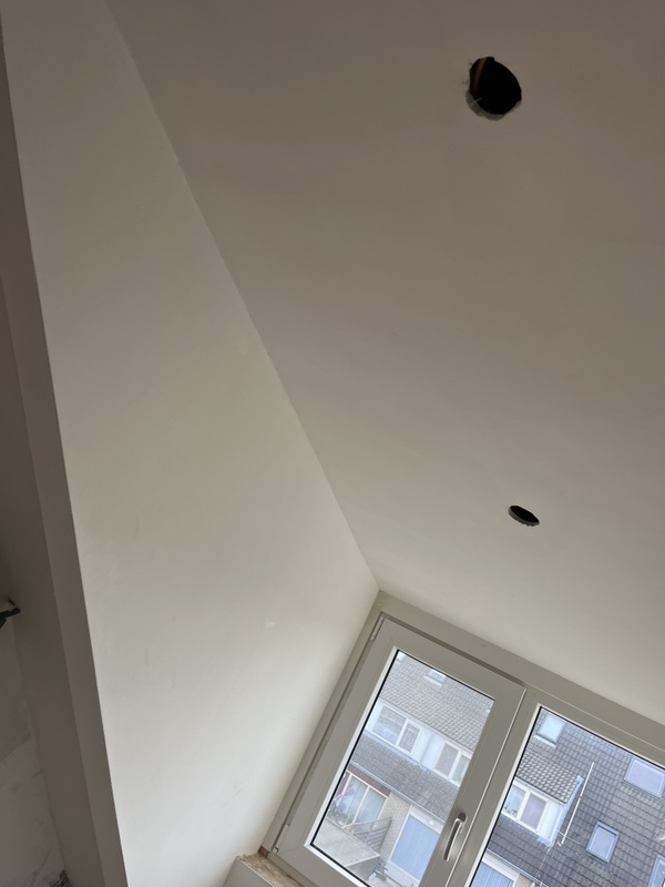 Afbeeldingslocatie: https://tweakers.net/i/-YrI4hjokzjclTnOoDxCGI13inI=/x800/filters:strip_icc():strip_exif()/f/image/CQbKGG6GdYFwC58KPyek8VPF.jpg?f=fotoalbum_large