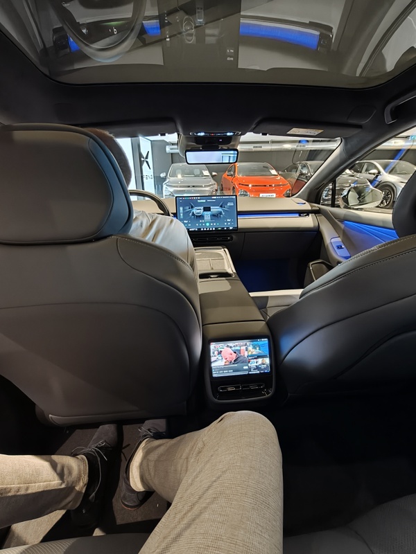 Afbeeldingslocatie: https://tweakers.net/i/-ZtBXud36mqVZLQJptgXBLUJYvw=/x800/filters:strip_icc():strip_exif()/f/image/51YVSkKsvRJUMEqCYmsVcBUL.jpg?f=fotoalbum_large