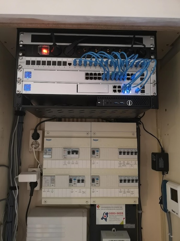 Afbeeldingslocatie: https://tweakers.net/i/-axQBs7ciNQZ7Cr2qVhaAelAL9w=/x800/filters:strip_icc():strip_exif()/f/image/NdOdGkeUKwPPFJN9oK3p1qXS.jpg?f=fotoalbum_large