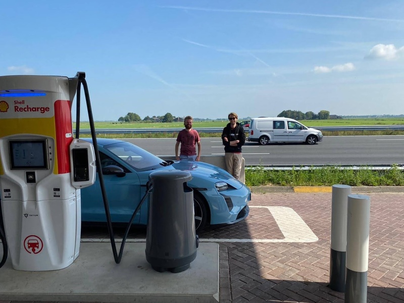 Afbeeldingslocatie: https://tweakers.net/i/-b43SOWW3IrpevPQa7sKZzFKpX0=/800x/filters:strip_icc():strip_exif()/f/image/I1gyLpRFDDRmFy0sKEDLIxIg.jpg?f=fotoalbum_large