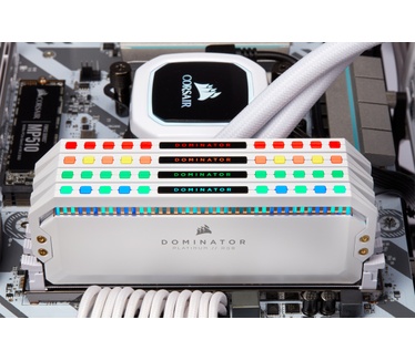 Corsair CMT16GX4M2C3600C18W