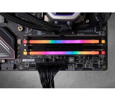 Corsair Vengeance RGB Pro CMW16GX4M2A2666C16