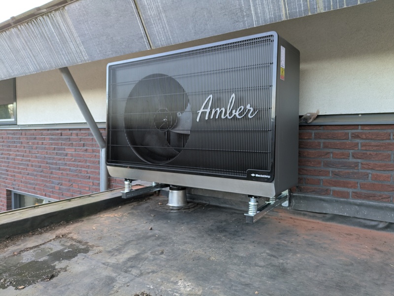 Afbeeldingslocatie: https://tweakers.net/i/-mnPS94Xr2--eJeDAuTv2dFP0fM=/800x/filters:strip_icc():strip_exif()/f/image/AiiBfiiDp50XXdfIQ6dCyY0l.jpg?f=fotoalbum_large