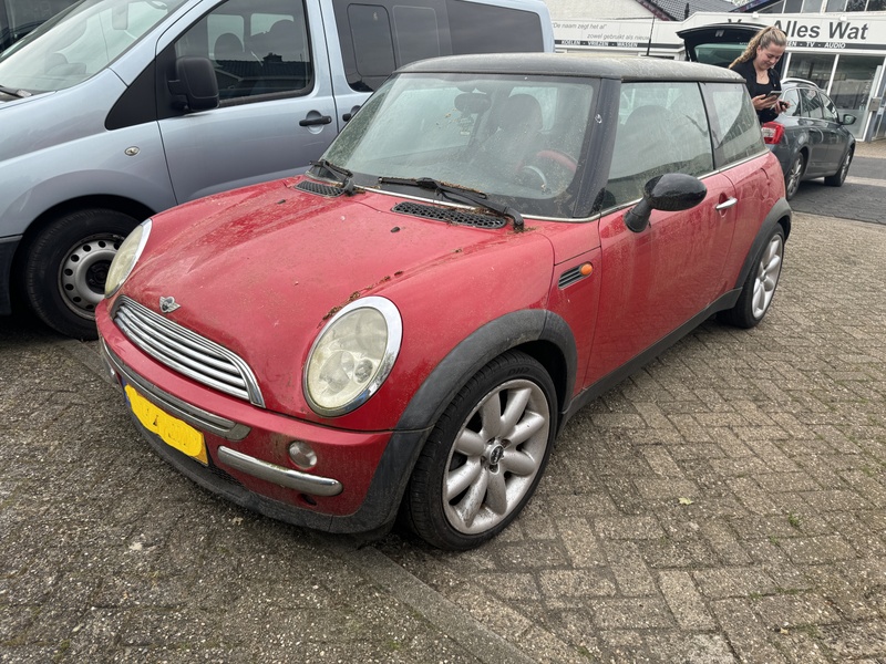 Afbeeldingslocatie: https://tweakers.net/i/-pZKS4_LGsHF85yW30-w_E4GHkc=/800x/filters:strip_icc():strip_exif()/f/image/hmRxUhpIVwsPAOI0gZfnUXsd.jpg?f=fotoalbum_large
