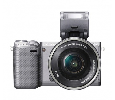 Sony NEX-5TL + 16-50mm OSS f/3.5-5.6 Zilver