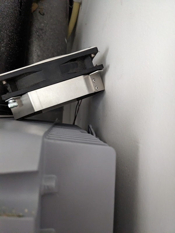 Afbeeldingslocatie: https://tweakers.net/i/-tb8jHsbYxxgjHAwsyKgM2skkw0=/x800/filters:strip_icc():strip_exif()/f/image/aSizazRknx14Xb6rBlq1iCz5.jpg?f=fotoalbum_large