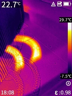 Afbeeldingslocatie: https://tweakers.net/i/-vHBSBaT9x-OIfo0HxZyhOB_PMQ=/fit-in/4920x3264/filters:max_bytes(3145728):no_upscale():strip_icc():strip_exif()/f/image/iZil76yRDeIhgWMZqKoEaFKI.jpg?f=user_large