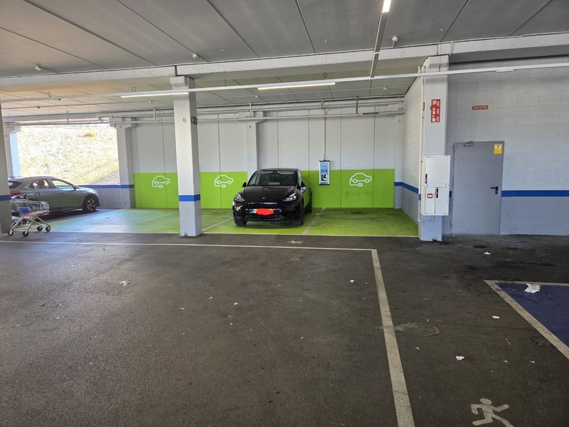 Afbeeldingslocatie: https://tweakers.net/i/02aZY7LHddXWM73daJSoR1s1zH8=/800x/filters:strip_icc():strip_exif()/f/image/vppFykVaejObuEHqMM2XhN5G.jpg?f=fotoalbum_large