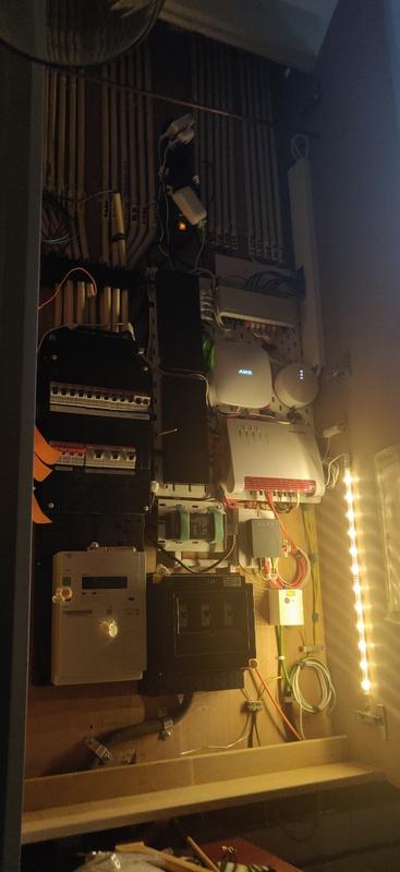Afbeeldingslocatie: https://tweakers.net/i/05VlX60e7gvhN5bvkKFdpLlkToM=/x800/filters:strip_icc():strip_exif()/f/image/t9X5oesSTvbrLmubtBQ2bBoU.jpg?f=fotoalbum_large