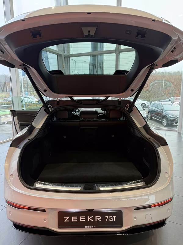 Afbeeldingslocatie: https://tweakers.net/i/0A1Rn7QrKJVQv6qxkwgJnUYPJLs=/x800/filters:strip_exif()/f/image/brXspo9V19XaKSmMunoYBaSQ.avif?f=fotoalbum_large