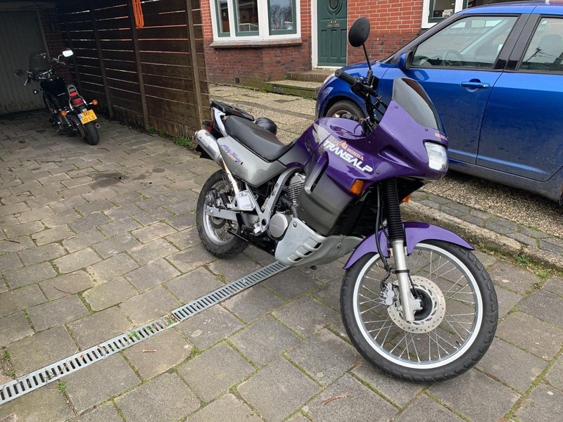 Afbeeldingslocatie: https://tweakers.net/i/0EXdYBITKdJO1jQWsPr6jDjnvyU=/800x/filters:strip_icc():strip_exif()/f/image/oMIcc1CvEdjCYDaKBS35UQi9.jpg?f=fotoalbum_large