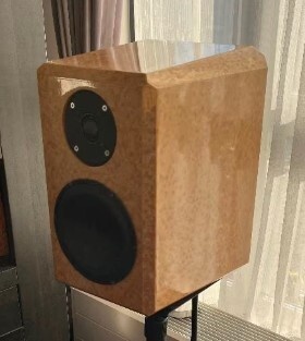 Afbeeldingslocatie: https://tweakers.net/i/0LCwITzQTmZyRJjHZ9Lp2xmDO4c=/fit-in/4920x3264/filters:max_bytes(3145728):no_upscale():strip_icc():strip_exif()/f/image/iJ0ladeSlSGorG8MI6n77qoD.jpg?f=user_large