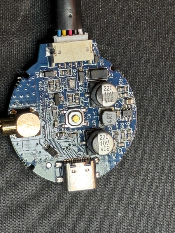 Afbeeldingslocatie: https://tweakers.net/i/0LshW_LDNr_8EosWmVeDwMzrNl8=/x800/filters:strip_icc():strip_exif()/f/image/D9bKctPkuw50baKXuJJMPEw7.jpg?f=fotoalbum_large