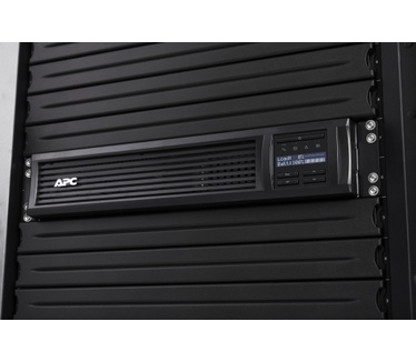 APC Smart-UPS 1000VA LCD RM 2U 230V with SmartConnect