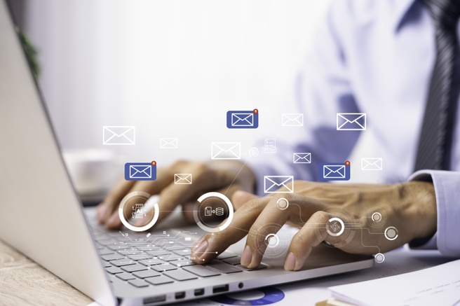 e-mail, mailen, e-mailbestand. Bron: Getty Images (1585385203)