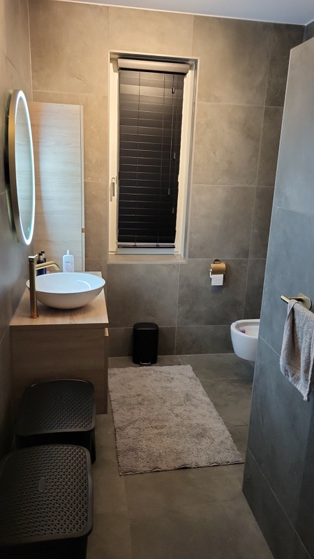 Afbeeldingslocatie: https://tweakers.net/i/0QUoF3da4qb6ONMG4PyyJUuS2wY=/x800/filters:strip_icc():strip_exif()/f/image/1jhpTXj1ueKDARCuODVbFkMl.jpg?f=fotoalbum_large