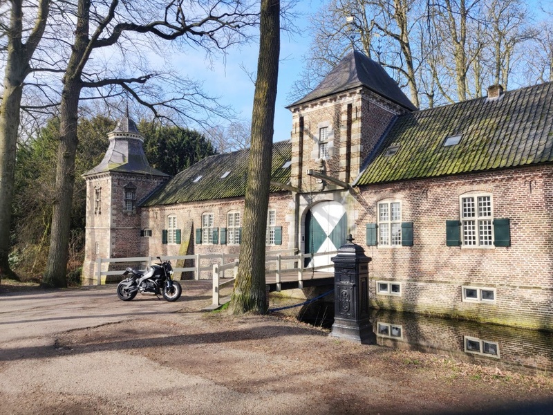 Afbeeldingslocatie: https://tweakers.net/i/0WjGrjV0x7vPMuBuGkKEq3fsGzI=/800x/filters:strip_icc():strip_exif()/f/image/FCD75ILbGewdFb5jbPPYzefC.jpg?f=fotoalbum_large