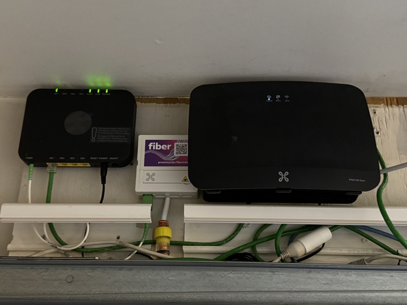 Afbeeldingslocatie: https://tweakers.net/i/0c8KFRHQzeMbJZmvemxf_FjqQfU=/800x/filters:strip_icc():strip_exif()/f/image/VATk3yRdu2YdzXcoewMDpKWD.jpg?f=fotoalbum_large