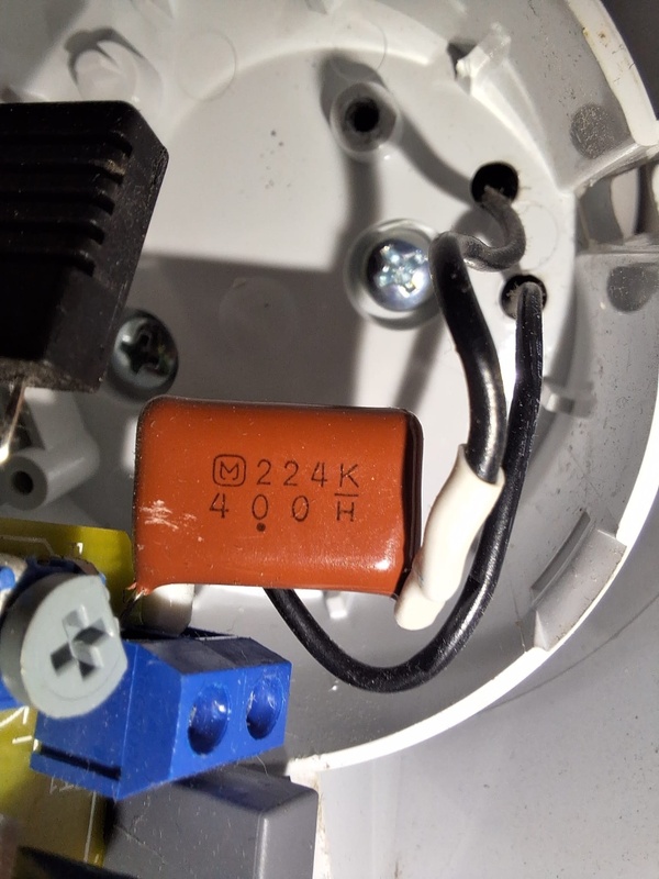 Afbeeldingslocatie: https://tweakers.net/i/0cyIKAKBg4eVqAfmI1BdIuhoRFE=/x800/filters:strip_icc():strip_exif()/f/image/u9HyCe6IpzoBxZYmrZQ40rzL.jpg?f=fotoalbum_large