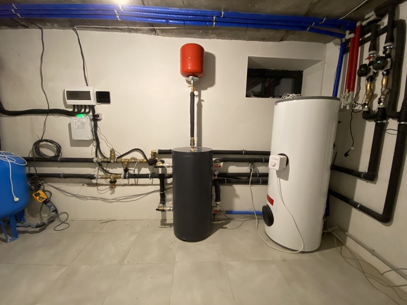 Afbeeldingslocatie: https://tweakers.net/i/0fecNGG3HKM518EkgXpAQaZw2pg=/800x/filters:strip_icc():strip_exif()/f/image/1xLy1FCATdlz6JJxbJ6cH1ye.jpg?f=fotoalbum_large