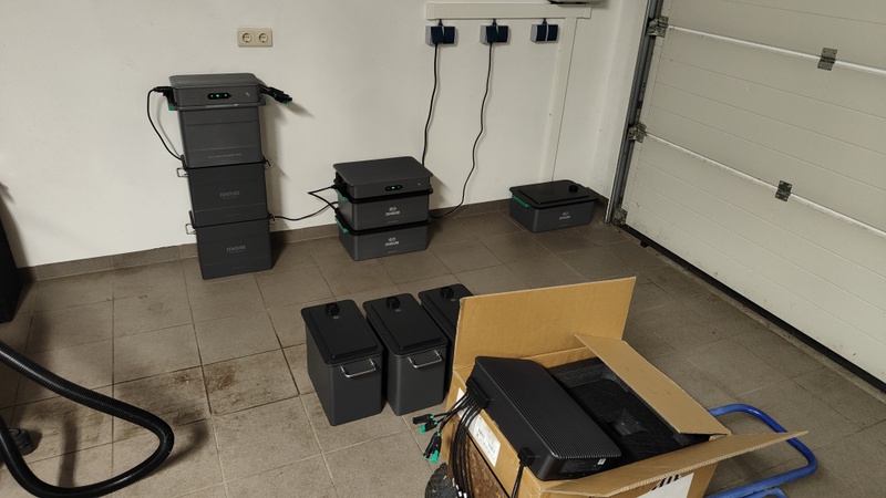 Afbeeldingslocatie: https://tweakers.net/i/0j0mik9XEaxpz_nuDvEekUCOVRk=/800x/filters:strip_icc():strip_exif()/f/image/9GUFzUhE3k7wLxeBJjoLaJ6n.jpg?f=fotoalbum_large