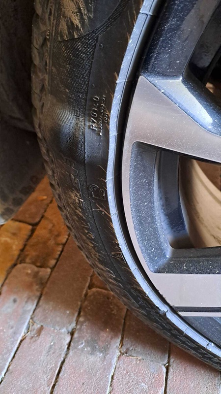 Afbeeldingslocatie: https://tweakers.net/i/0j4W5Ke2w8b8fiG0Dpmv37otRkE=/x800/filters:strip_icc():strip_exif()/f/image/GBmkxSVRaRod9Ap8rZZuCNHy.jpg?f=fotoalbum_large