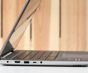 Lenovo Yoga 520