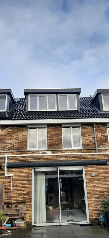 Afbeeldingslocatie: https://tweakers.net/i/0mSAGQvleOIW_QJIXNB6Mp6chCg=/x800/filters:strip_icc():strip_exif()/f/image/1UCyIFDIwzP9XwOh3EE6yoCZ.jpg?f=fotoalbum_large