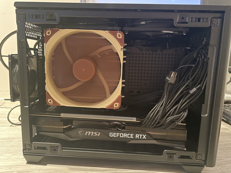 Afbeeldingslocatie: https://tweakers.net/i/0qh9UjXUylvXGmzPcNRw8Dm12QM=/800x/filters:strip_icc():strip_exif()/f/image/xf4fRID8Ps76eYfLZCRA2zxS.jpg?f=fotoalbum_large