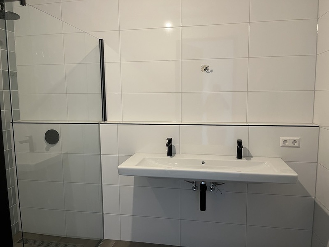 Afbeeldingslocatie: https://tweakers.net/i/0r3Sgj8lgspoXdvtGvSqLTI9cOo=/full-fit-in/4920x3264/filters:max_bytes(3145728):no_upscale():strip_icc():fill(white):strip_exif()/f/image/EgkWS8b3iNaWImc3C3j7EpuI.jpg?f=user_large