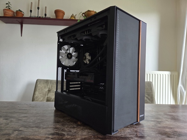 Afbeeldingslocatie: https://tweakers.net/i/0r8WpUgIYFNfZSv1u_taVuoknW0=/620x/filters:strip_icc():strip_exif()/m/2271134/1W2ajnEgTaCiLwxxok1usuxPWRHFPJYfZmBRZRpHf9tGJDmlyM.jpeg?f=620xauto