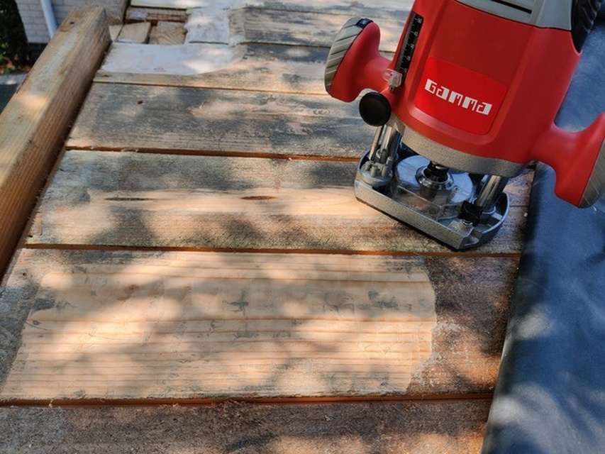 EPDM lijm verwijderen met een bovenfrees