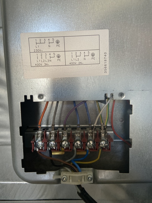 Afbeeldingslocatie: https://tweakers.net/i/0vzuttHNqkK87J2GJz5xyiQXInE=/x800/filters:strip_icc():strip_exif()/f/image/fuZemoKZJKlCKzJmB47Nqiio.jpg?f=fotoalbum_large