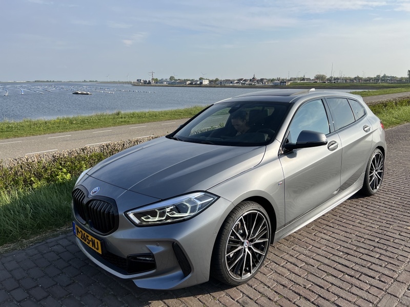 Afbeeldingslocatie: https://tweakers.net/i/174-19apuPWxl49bE3dLksiYTBs=/800x/filters:strip_icc():strip_exif()/f/image/0030GpdVEIp9j43oTg50usig.jpg?f=fotoalbum_large