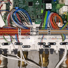 Afbeeldingslocatie: https://tweakers.net/i/19Dv6GKfGUThVWx3cldkIMz4EEw=/232x232/filters:strip_icc():strip_exif()/f/image/jmXW3ATHXnPGS66HU7TsOlEE.jpg?f=fotoalbum_tile