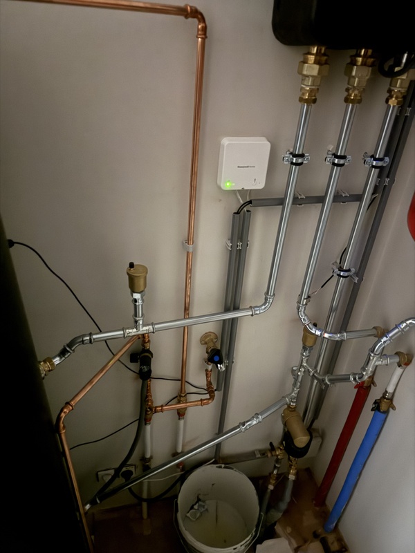 Afbeeldingslocatie: https://tweakers.net/i/1Ba9UcJPS-jmTWDRWw2DJQgCLvk=/x800/filters:strip_icc():strip_exif()/f/image/Uguk3tzsxizkLwUpQP6UtGzj.jpg?f=fotoalbum_large