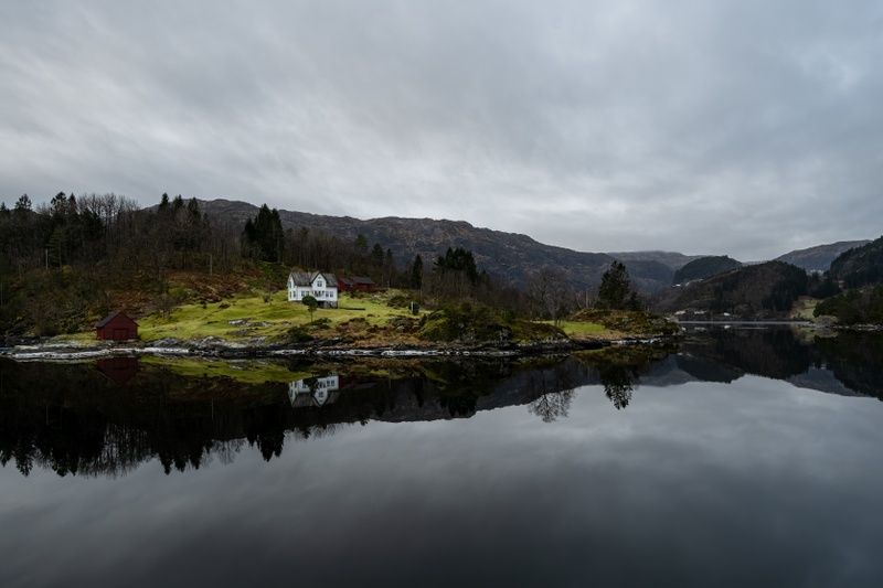 Afbeeldingslocatie: https://tweakers.net/i/1ESjEk3i9qJutuloRF1jtYMzHUI=/800x/filters:strip_icc():strip_exif()/f/image/m4tv0bj9QNp1hwd4lIpOs4mc.jpg?f=fotoalbum_large