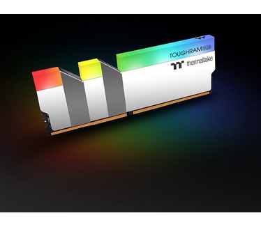 Thermaltake TOUGHRAM RGB