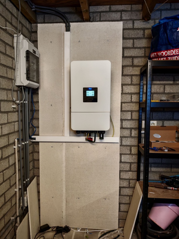 Afbeeldingslocatie: https://tweakers.net/i/1GtDizKFUBgpGNrorG6IAfSZ-wM=/x800/filters:strip_icc():strip_exif()/f/image/6dhULSvvJttFI2nwbAcpn02b.jpg?f=fotoalbum_large