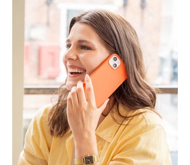 Accezz Liquid Silicone Backcover iPhone 11 - Nectarine