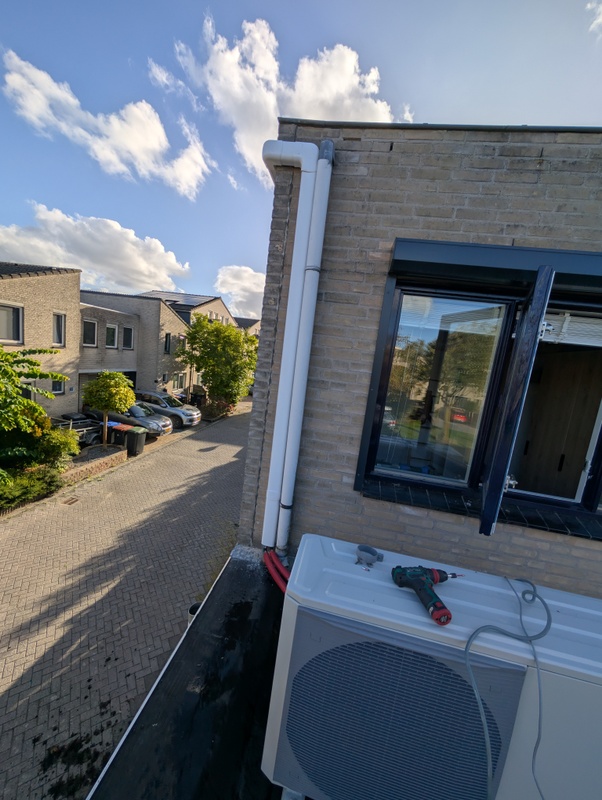 Afbeeldingslocatie: https://tweakers.net/i/1Jklz952wvHQ61W7Y8kQ5HPkjLY=/x800/filters:strip_icc():strip_exif()/f/image/xYKwHXkncb2QEMTXihxQGQdx.jpg?f=fotoalbum_large
