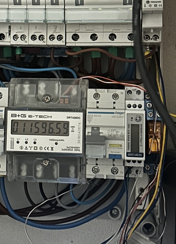 Afbeeldingslocatie: https://tweakers.net/i/1JnA8UNJLOqAafiOyWMHysyG_UU=/x800/filters:strip_icc():strip_exif()/f/image/NgcyEzkVQclio6Exwpi3zQYK.jpg?f=fotoalbum_large