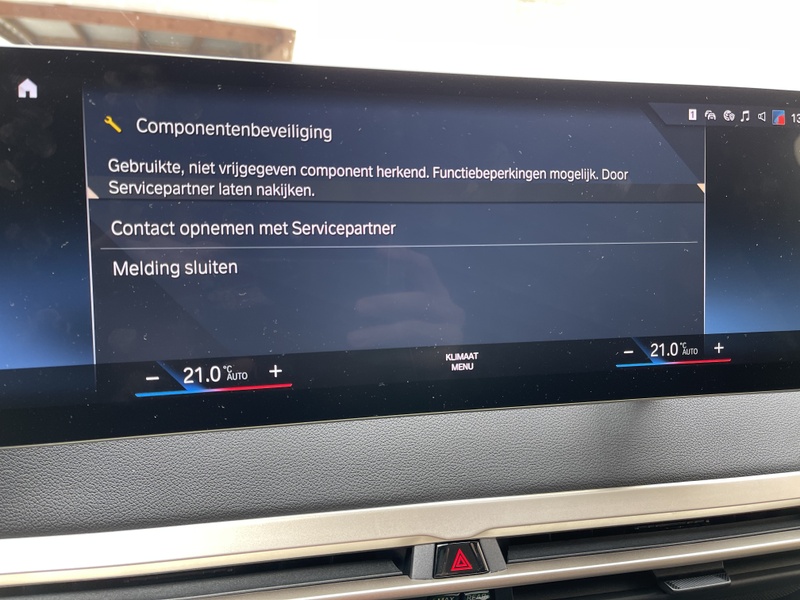 Afbeeldingslocatie: https://tweakers.net/i/1MapP8vHpnQI3rcQILWCbUnKwvY=/800x/filters:strip_icc():strip_exif()/f/image/xz29JlLq9vPLhQ0gA4AR5Uwn.jpg?f=fotoalbum_large