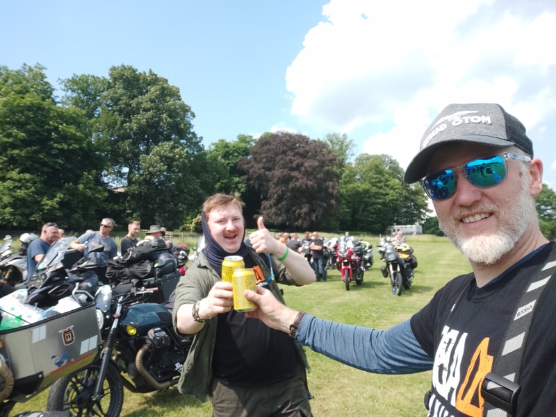 Afbeeldingslocatie: https://tweakers.net/i/1N9I8ipGsjIBEDwp4UrtCw_7PyQ=/800x/filters:strip_icc():strip_exif()/f/image/YgEbXsPrgmYleN3wJkKD6n4D.jpg?f=fotoalbum_large