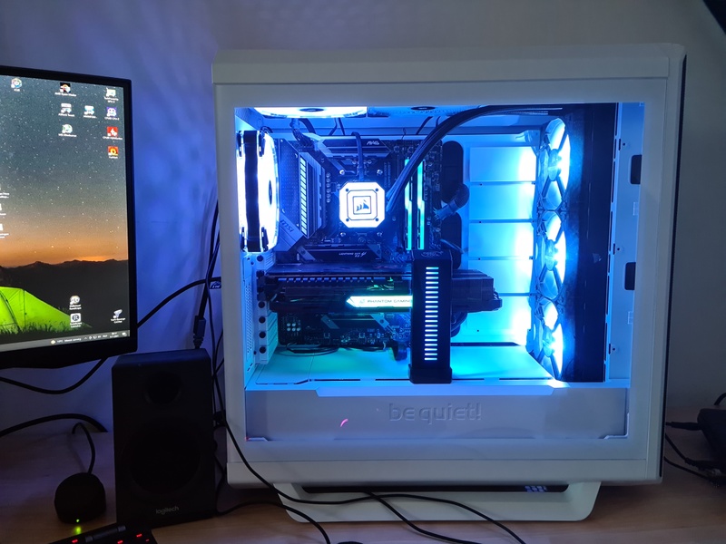 Afbeeldingslocatie: https://tweakers.net/i/1Rh6HU3sKa_PjnRc1RImj4c_gwE=/800x/filters:strip_icc():strip_exif()/f/image/ATInoj3Vc1c2mQfotqJmVEum.jpg?f=fotoalbum_large