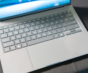 ASUS Zenbook A14