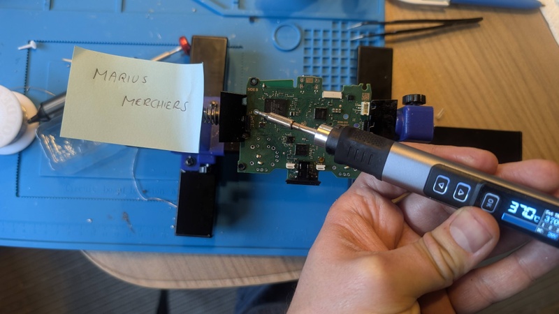 Afbeeldingslocatie: https://tweakers.net/i/1ZTKvEx4goZdNAWUqRJhXmbY2Ow=/800x/filters:strip_icc():strip_exif()/f/image/f4LeoAXnWufNLN9Q4r1pAoic.jpg?f=fotoalbum_large