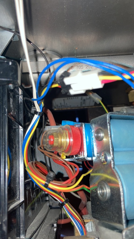 Afbeeldingslocatie: https://tweakers.net/i/1ZtjXE6ppjpYL5mKjThL3C7r4tU=/x800/filters:strip_icc():strip_exif()/f/image/3bRe4daYCZCwVqa1lOt9JoOi.jpg?f=fotoalbum_large